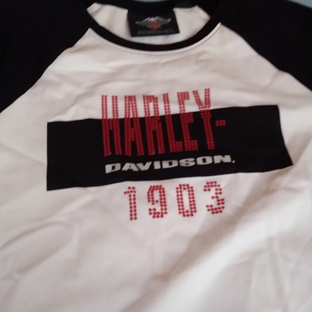 Harley Davidson 1903 Women's Staked Printed Short Sleeve T-shirt NWT - Picture 3 of 3